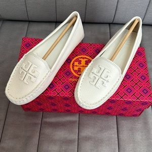 Brand new Tory Burch Lowell 2 Driver -Tumbled Leather Loafer